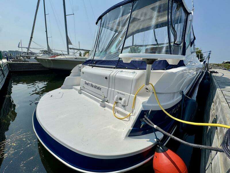 35ft Four Winns Yacht For Sale
