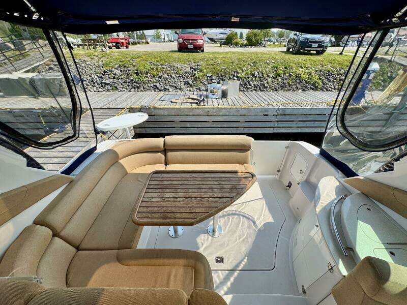 35ft Four Winns Yacht For Sale