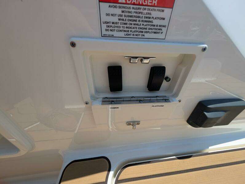 28ft Sea Ray Yacht For Sale