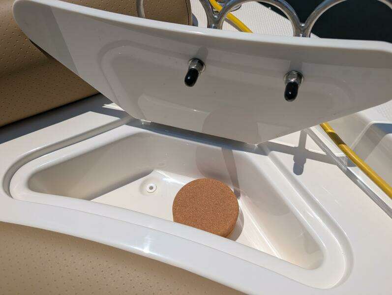 28ft Sea Ray Yacht For Sale