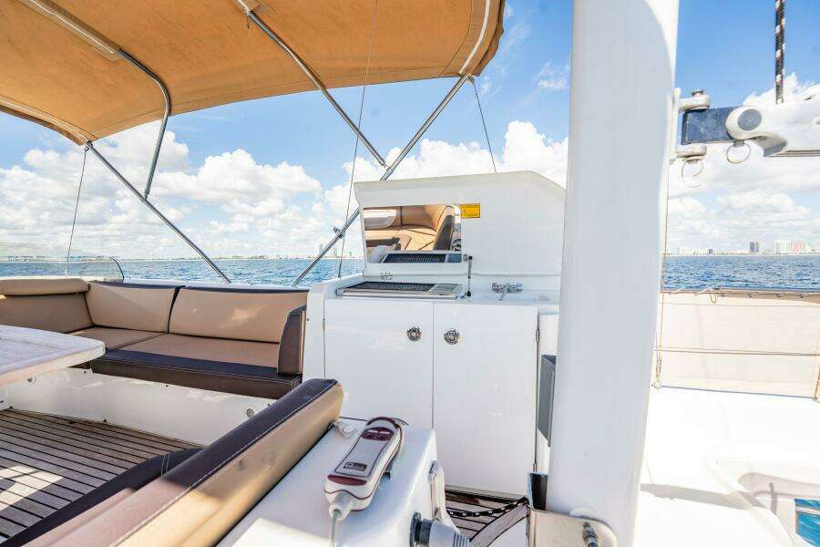 Wanderer 44ft Beneteau Yacht For Sale