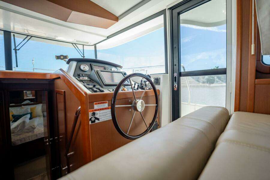 Wanderer 44ft Beneteau Yacht For Sale