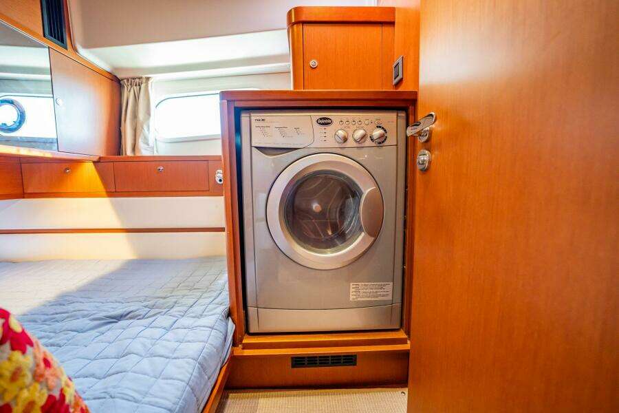 Wanderer 44ft Beneteau Yacht For Sale