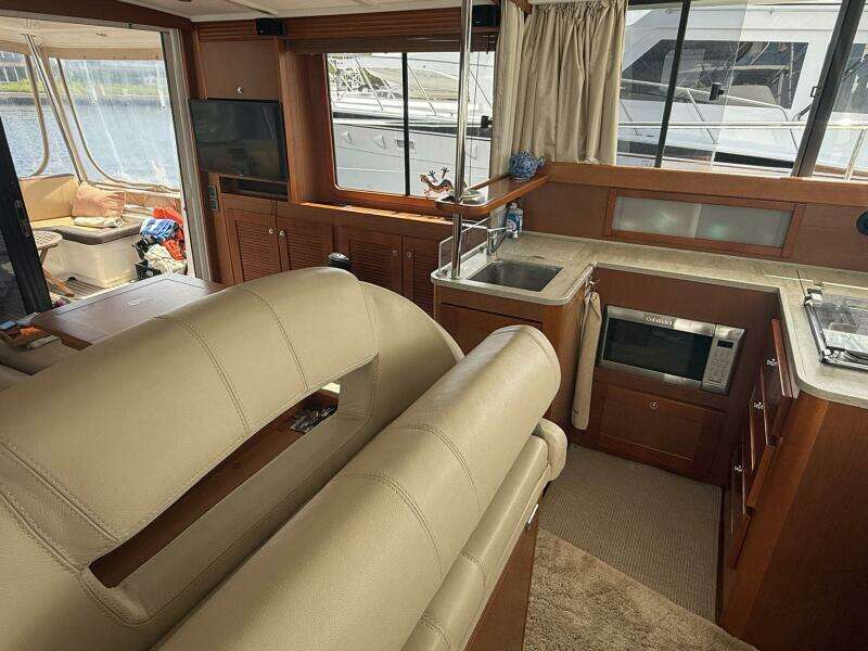 Wanderer 44ft Beneteau Yacht For Sale