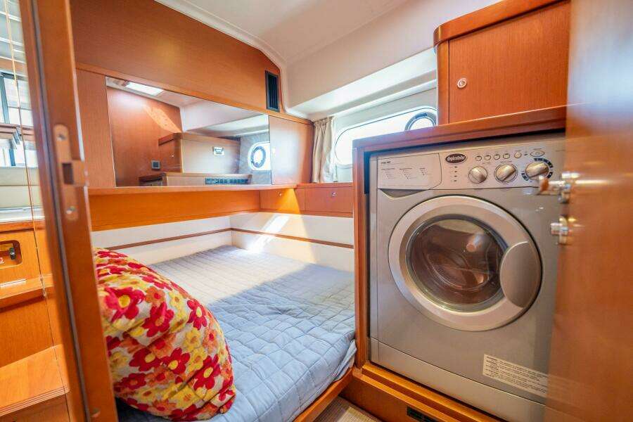 Wanderer 44ft Beneteau Yacht For Sale