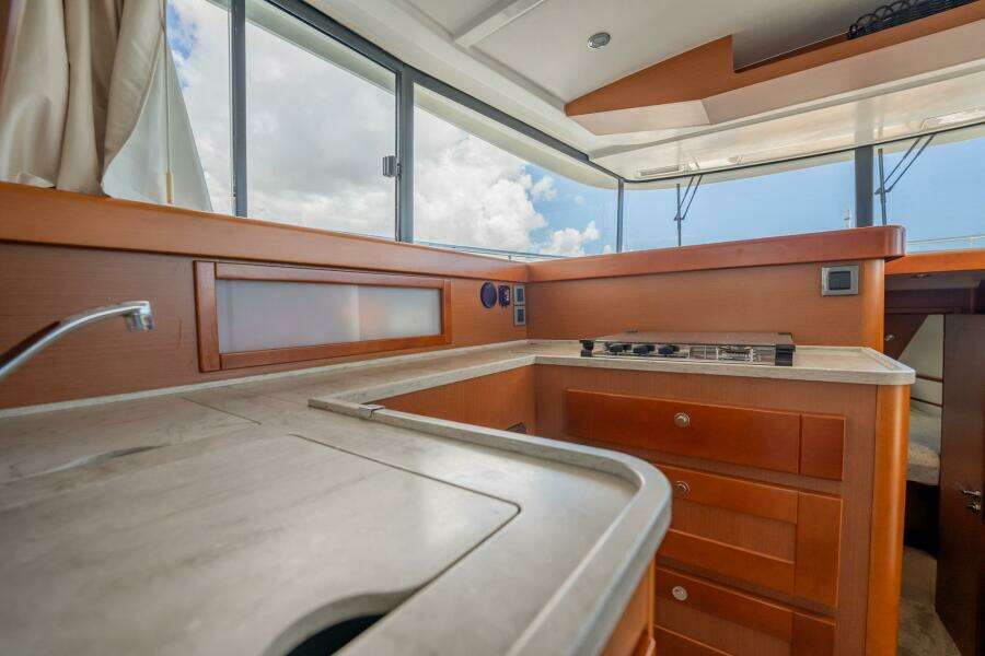 Wanderer 44ft Beneteau Yacht For Sale