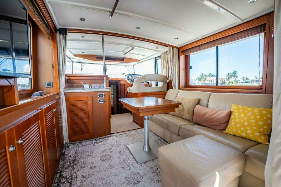 Wanderer 44ft Beneteau Yacht For Sale