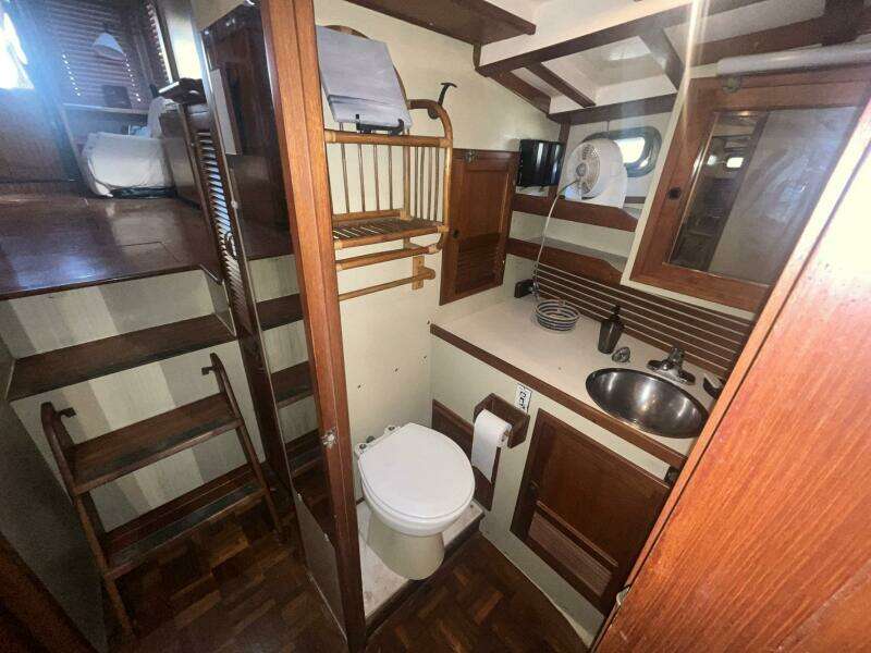 ANNA MARIE 42ft Kadey Krogen Yacht For Sale