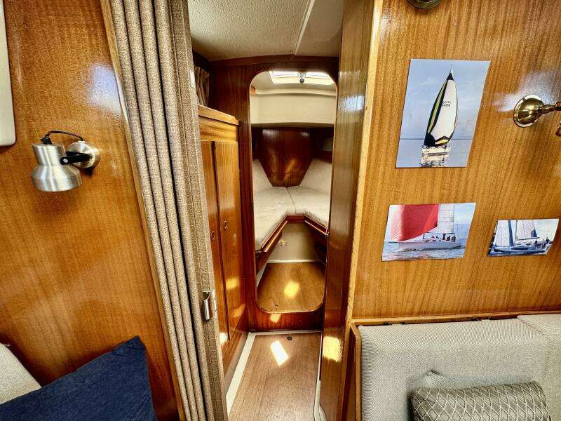 30ft LM Yacht For Sale