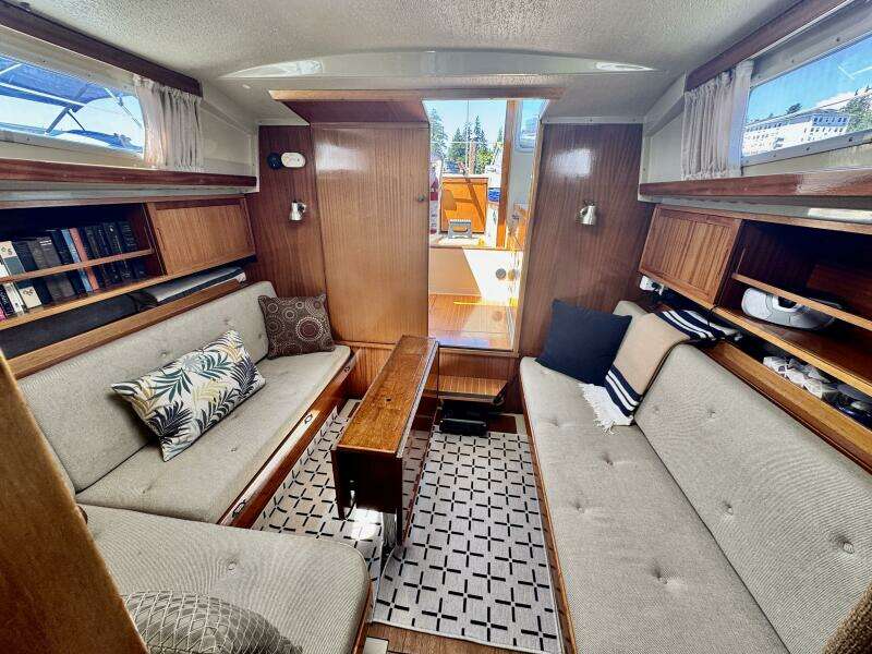30ft LM Yacht For Sale