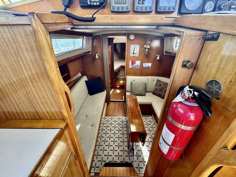 30ft LM Yacht For Sale