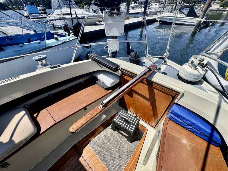 30ft LM Yacht For Sale