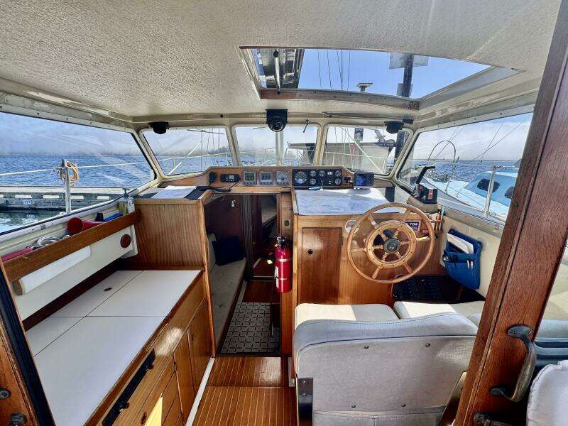 30ft LM Yacht For Sale