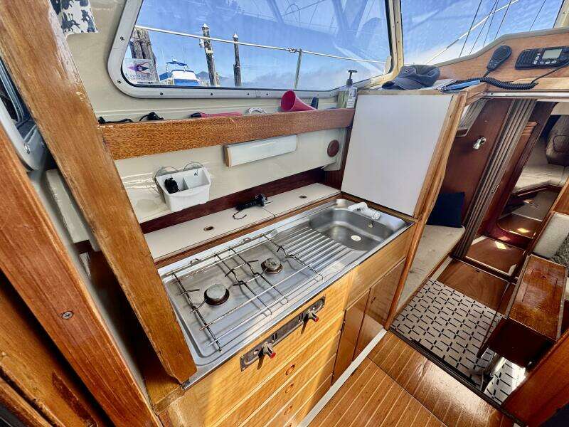 30ft LM Yacht For Sale
