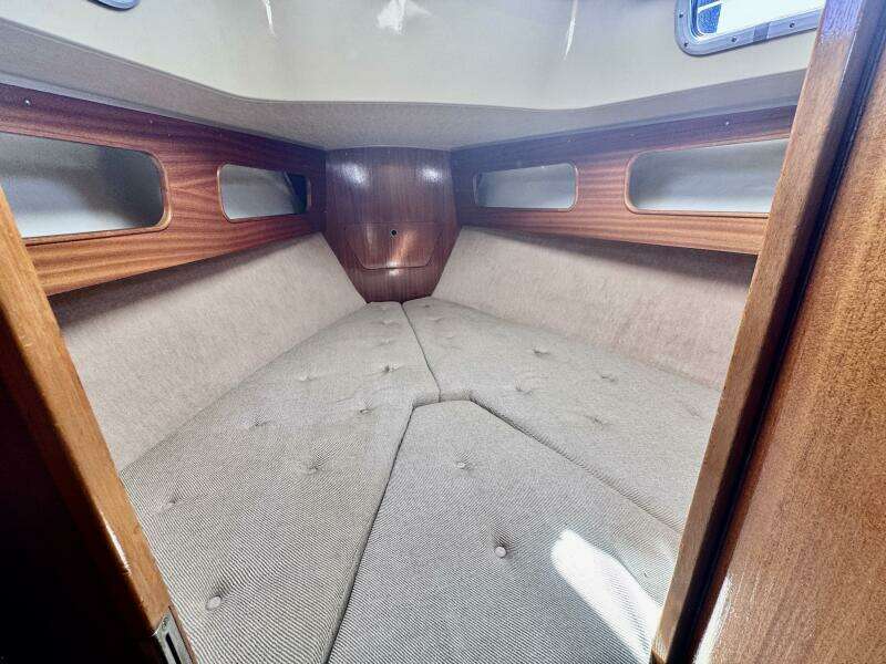 30ft LM Yacht For Sale