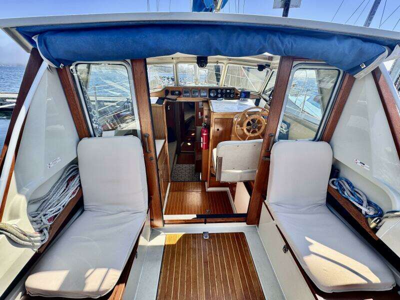 30ft LM Yacht For Sale