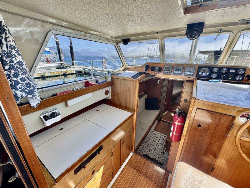 30ft LM Yacht For Sale