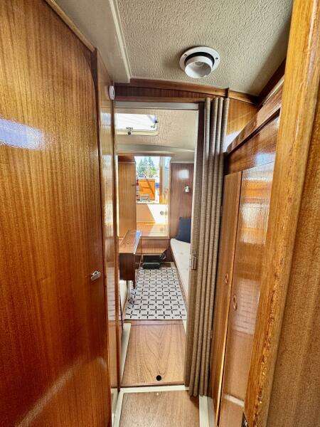 30ft LM Yacht For Sale