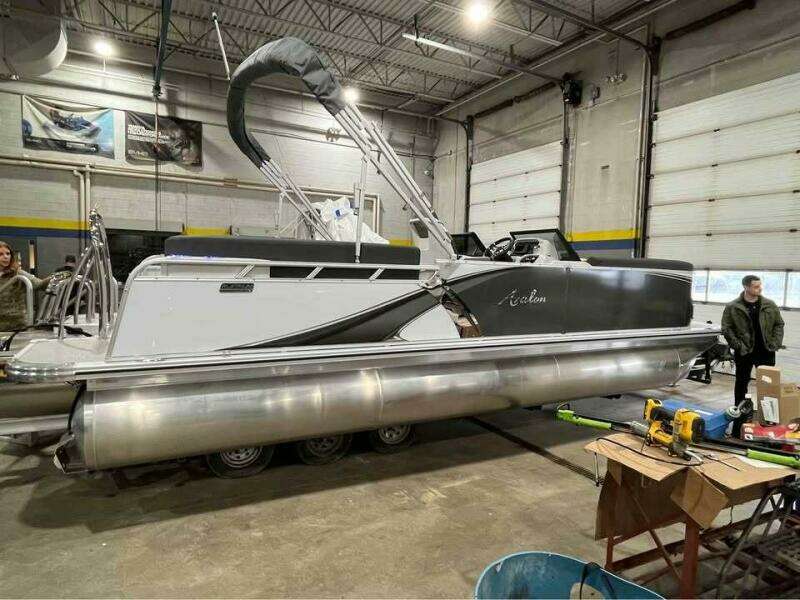 23ft Avalon Yacht For Sale