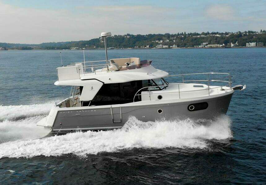 Everything Is Fine 30ft Beneteau Yacht For Sale