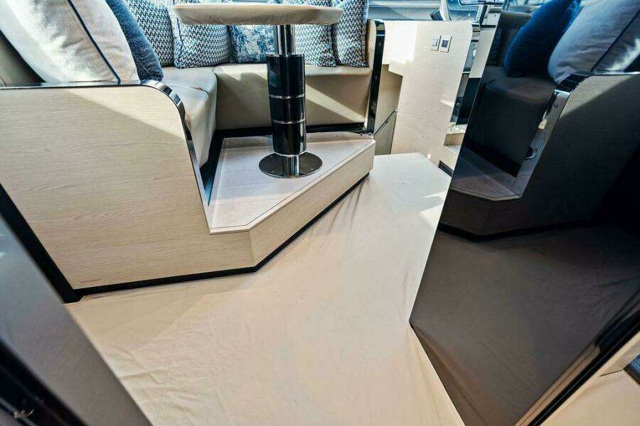 Deep Blue  80ft Azimut Yacht For Sale