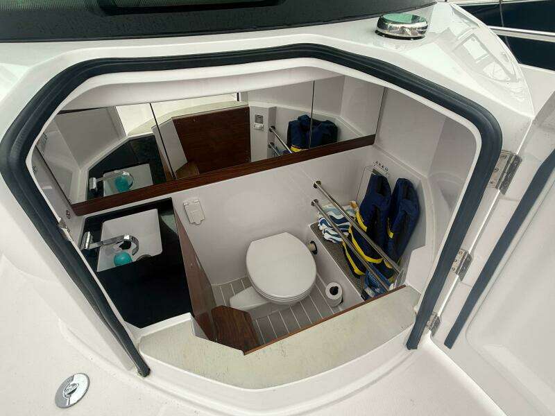 For Boston 28ft Axopar Yacht For Sale