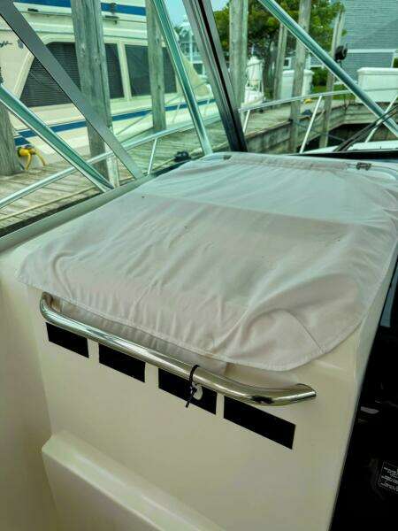 34ft Pursuit Yacht For Sale