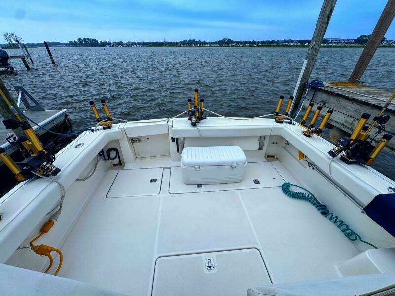 34ft Pursuit Yacht For Sale