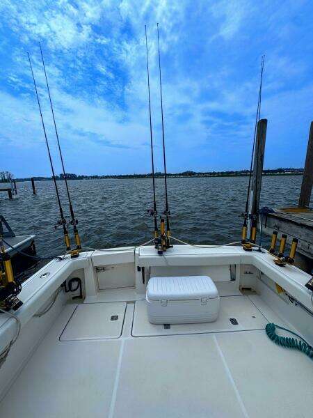 34ft Pursuit Yacht For Sale
