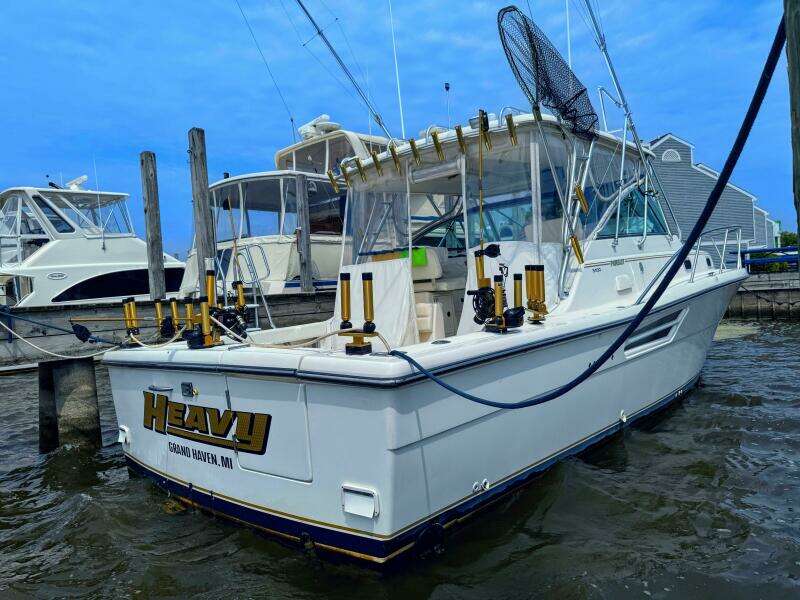 34ft Pursuit Yacht For Sale