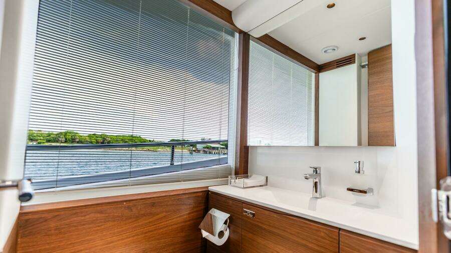 COSA BELLA 82ft Princess Yacht For Sale
