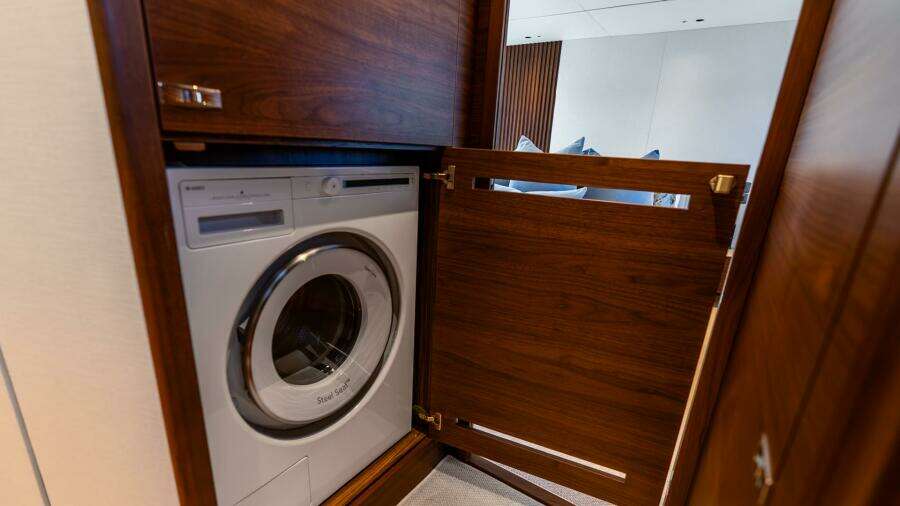 COSA BELLA 82ft Princess Yacht For Sale