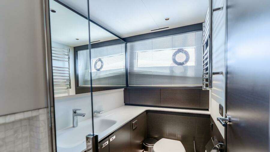 COSA BELLA 82ft Princess Yacht For Sale