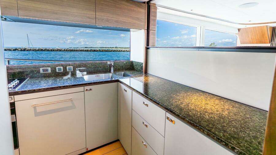 COSA BELLA 82ft Princess Yacht For Sale
