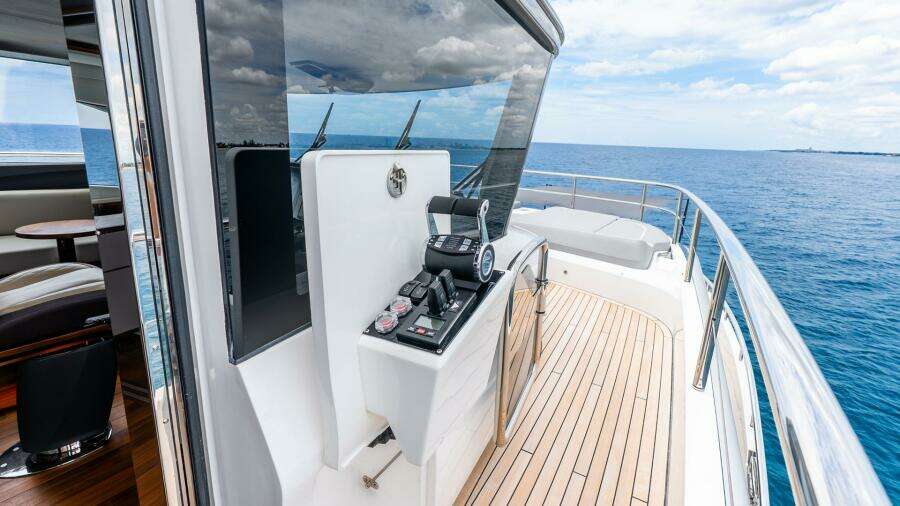COSA BELLA 82ft Princess Yacht For Sale