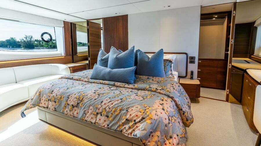 COSA BELLA 82ft Princess Yacht For Sale