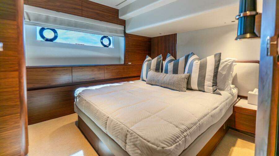 COSA BELLA 82ft Princess Yacht For Sale