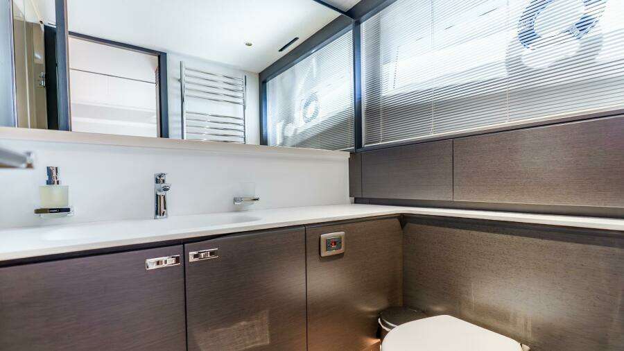 COSA BELLA 82ft Princess Yacht For Sale
