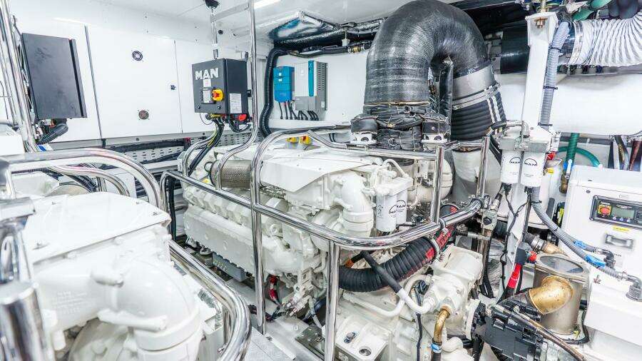 COSA BELLA 82ft Princess Yacht For Sale