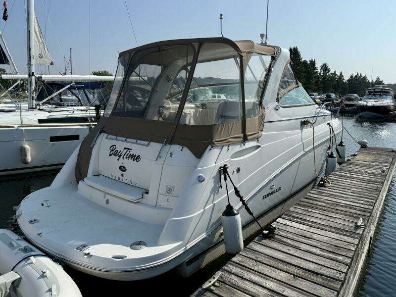 33ft Rinker Yacht For Sale