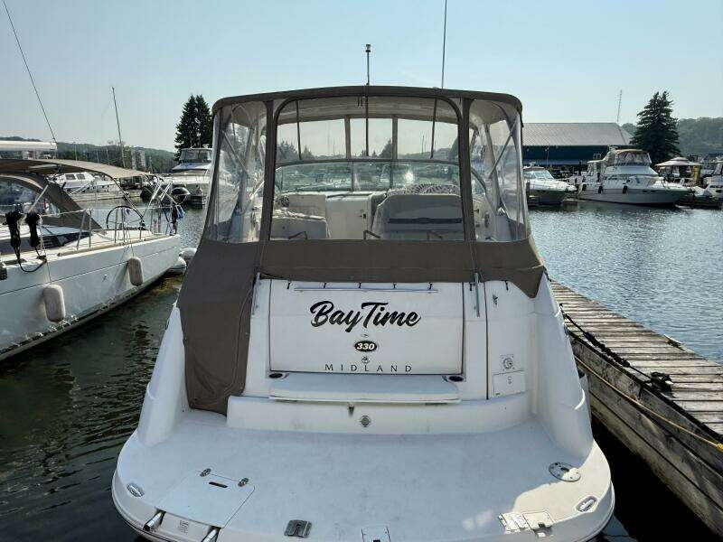 33ft Rinker Yacht For Sale