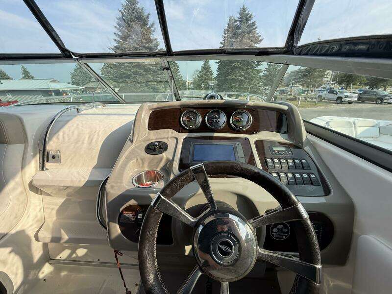 27ft Chaparral Yacht For Sale