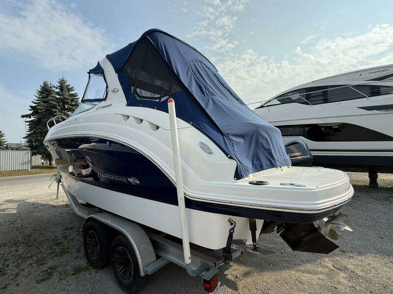 27ft Chaparral Yacht For Sale