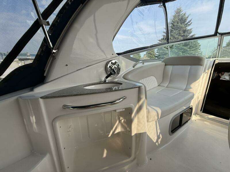 27ft Chaparral Yacht For Sale