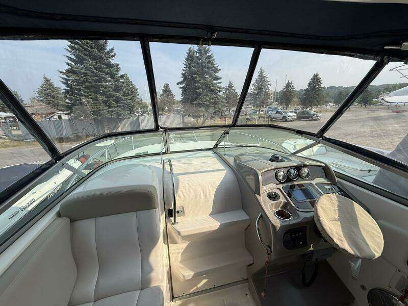 27ft Chaparral Yacht For Sale