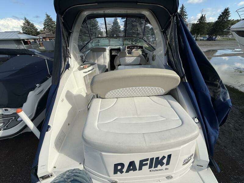 27ft Chaparral Yacht For Sale