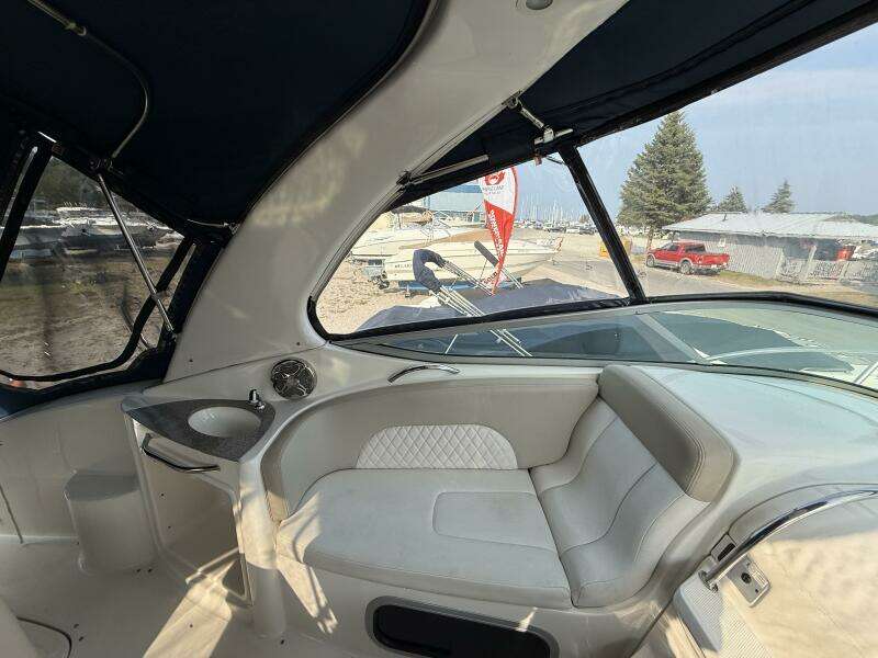 27ft Chaparral Yacht For Sale