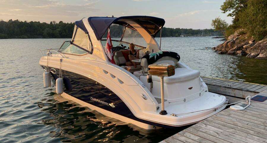 27ft Chaparral Yacht For Sale