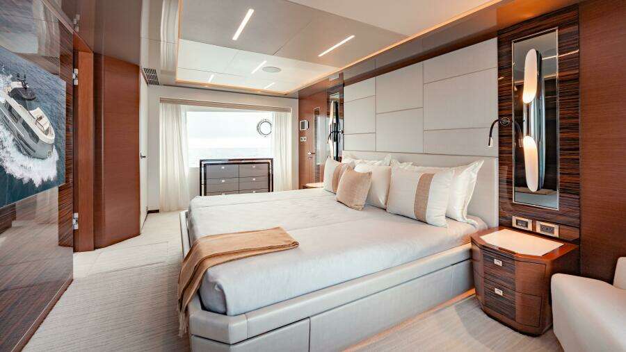 2021 Ocean Alexander 28R