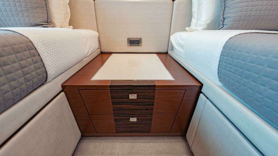 Pinch Me 90ft Ocean Alexander Yacht For Sale
